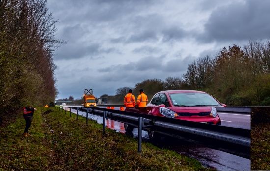 Sécurité routière : les règles à suivre en cas de panne sur une autoroute