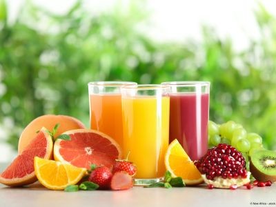 Jus de fruits, smoothies, eaux aromatisées, thés et infusions glacés  : des aliments faux amis